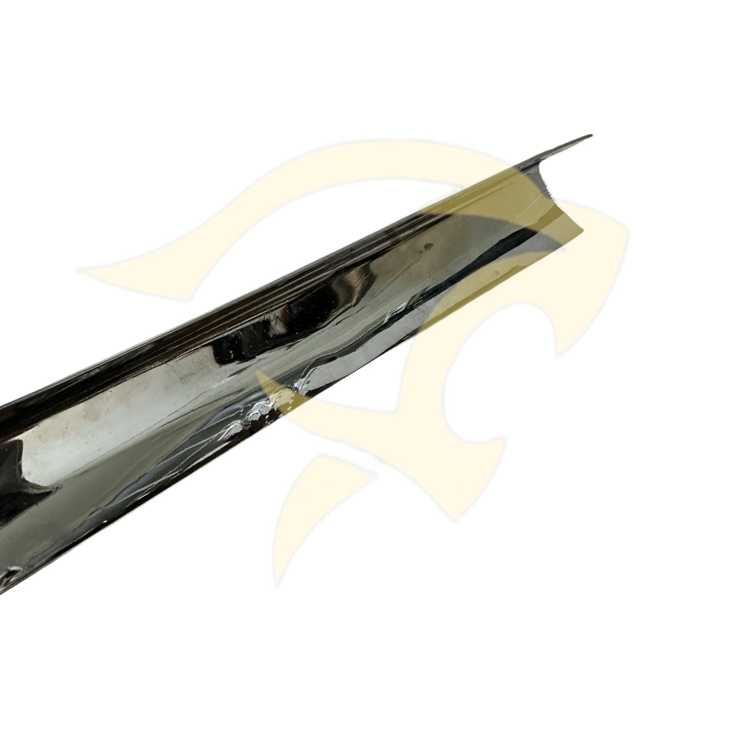 L/H Chrome Windscreen Side Finisher (Damaged) - BD25103