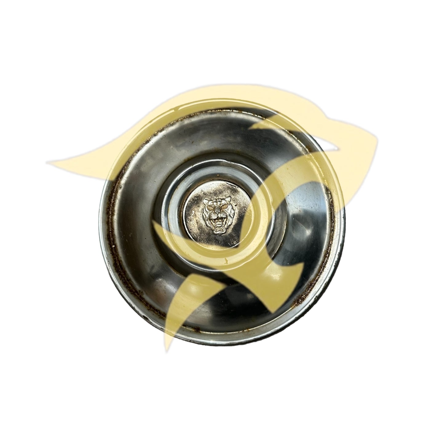 Single Small Chrome Hub Cap with Silver Jaguar Badge - C30283